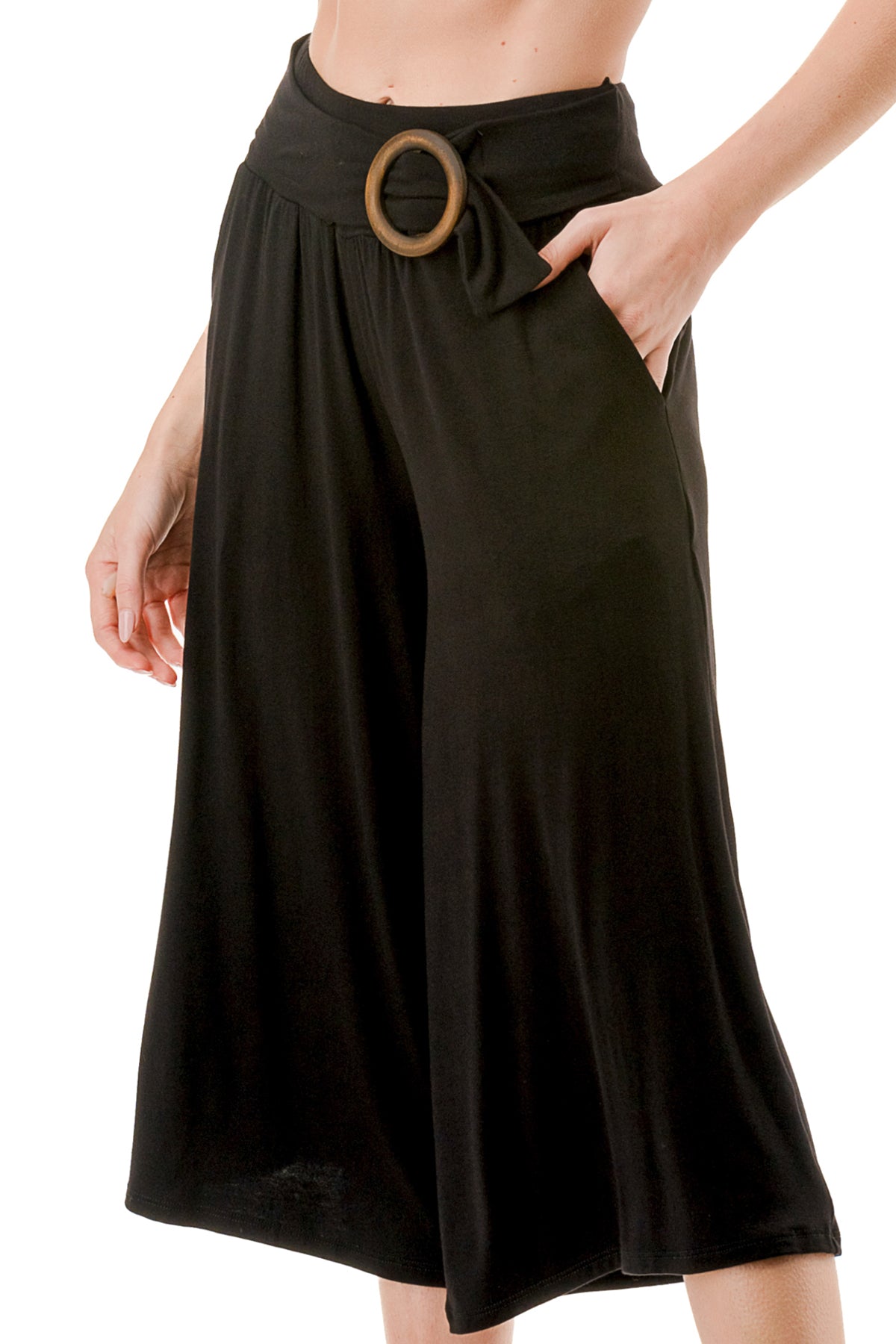 AMBER CAPRI PANTS (BLACK)- VP3320