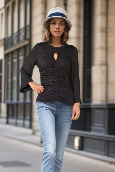 ANAIS FRONT KEYHOLE TOP (BLACK)-VT3356