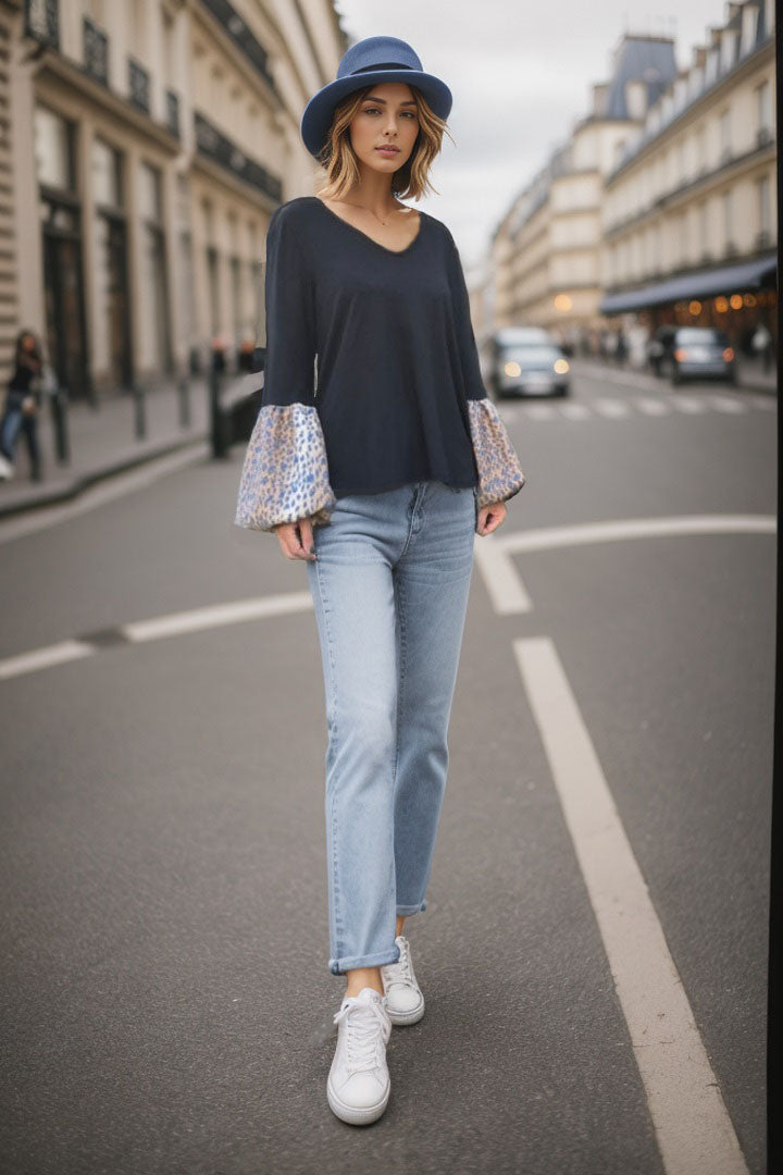 BETTY V NECK BUBBLE SLEEVE TOP (BLACK)-VT3371
