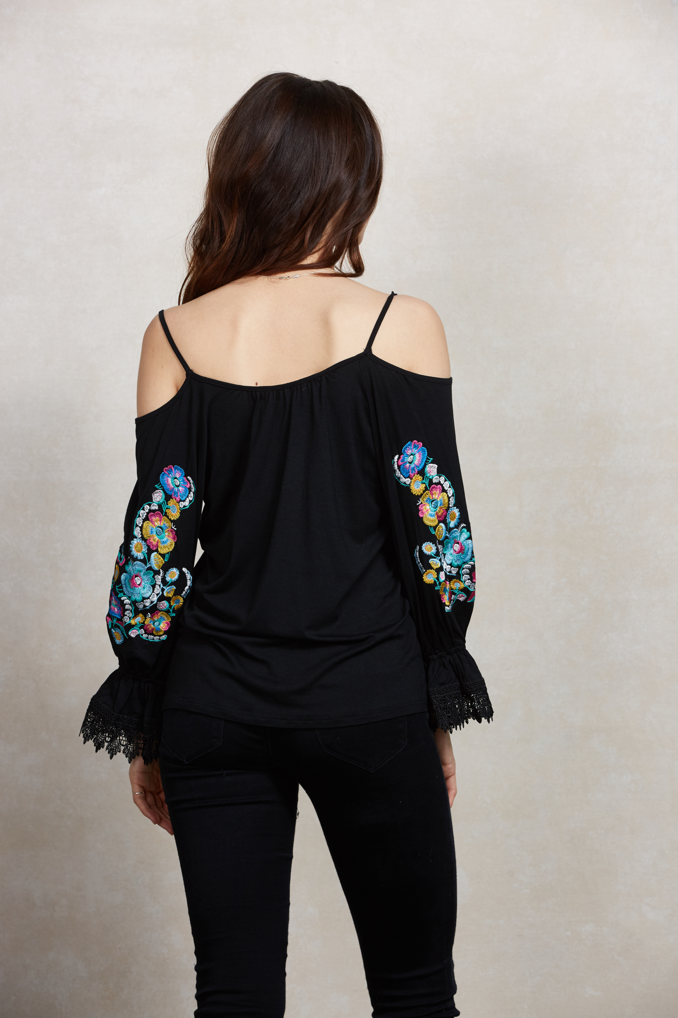 GANET OPEN SHOULDER TOP (Black)-CVT1529