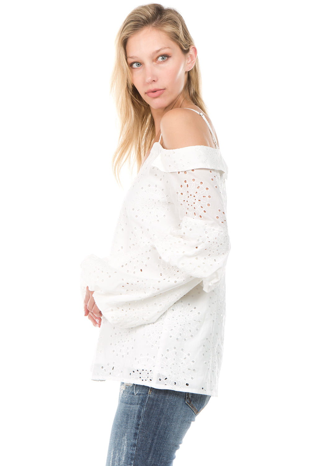 ALANA BUBBLE SLEEVE TOP (Off White)- CVT2090E