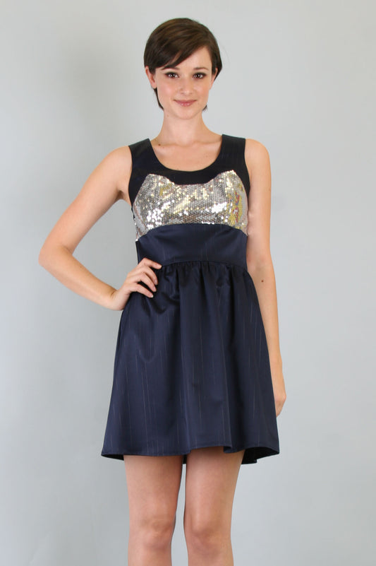 ZOE PIN BABYDOLL DRESS (NAVY)- VD7228