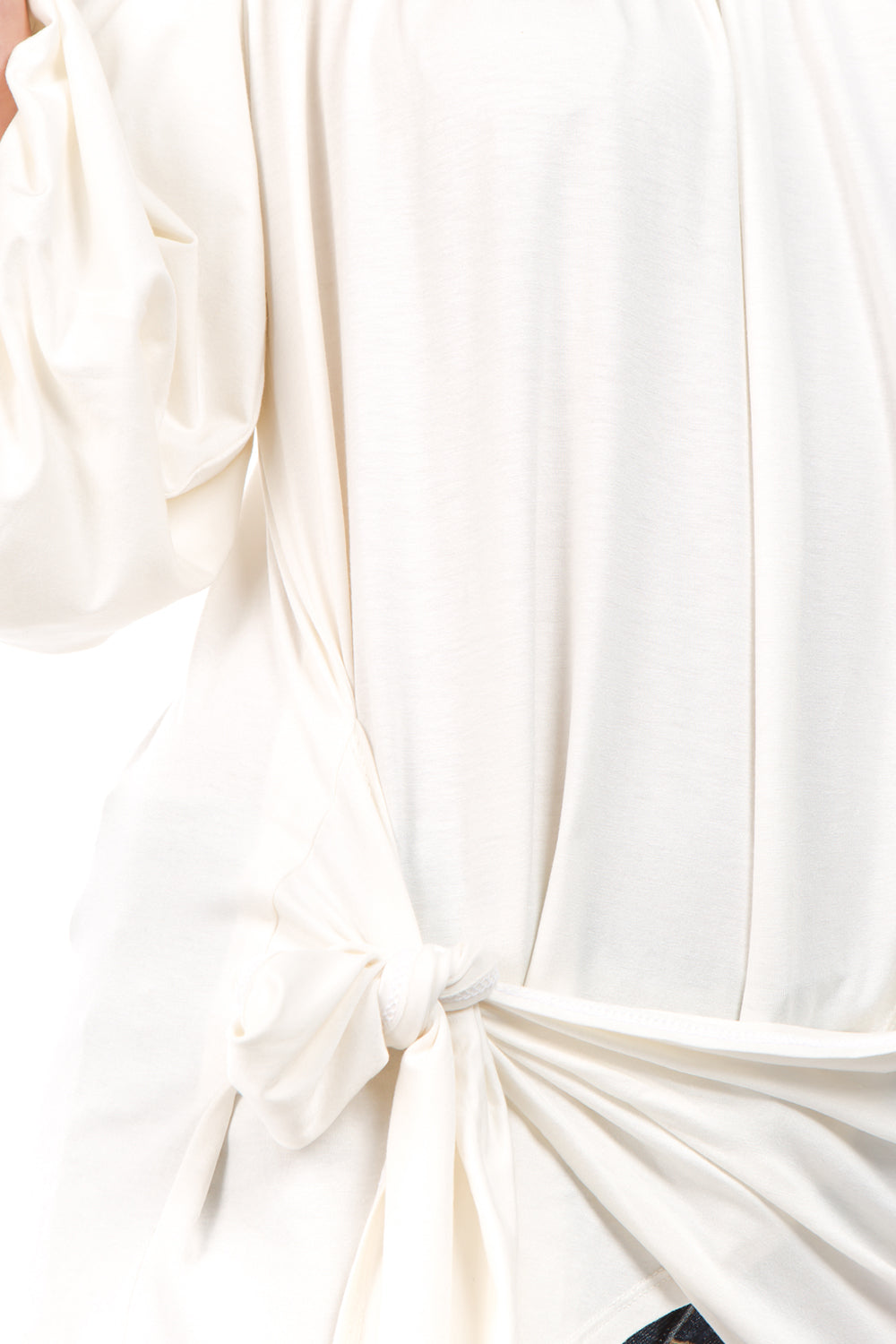 SKYLAR TOP (IVORY)- VT2205