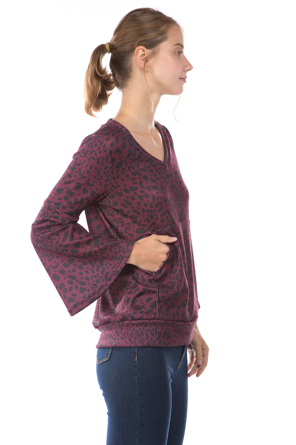 HATTIE BELL SLEEVE TOP (LEOPARD WINE)-VT2796