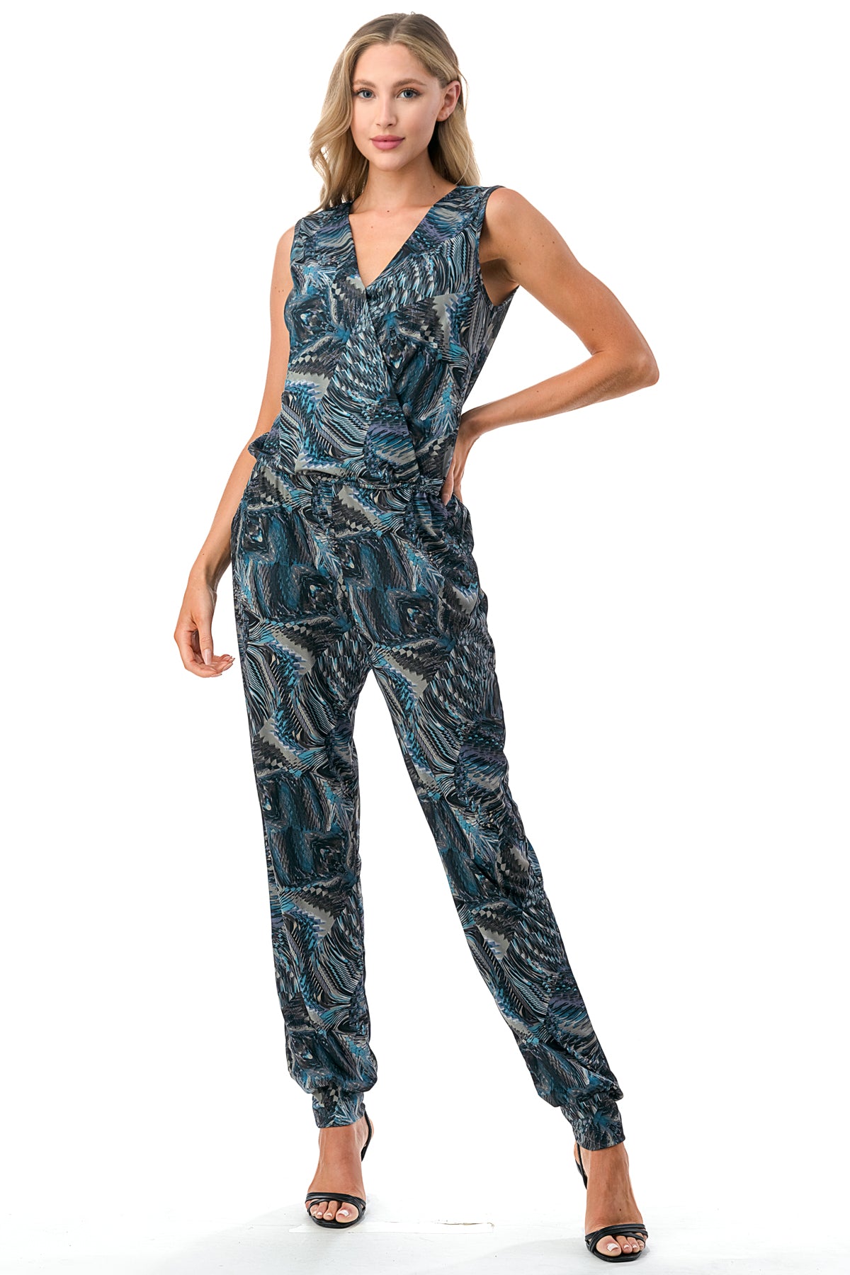 EMBER SLEEVELESS JUMPSUITS (FALL GEO)- VD3067