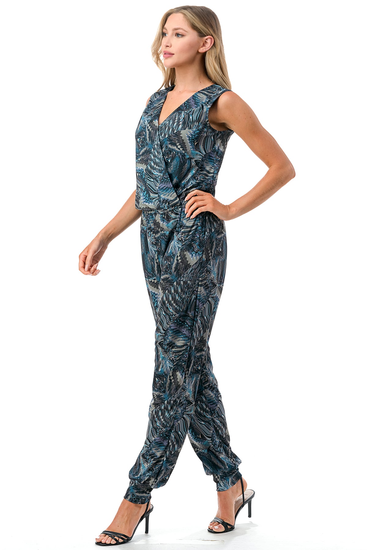EMBER SLEEVELESS JUMPSUITS (FALL GEO)- VD3067