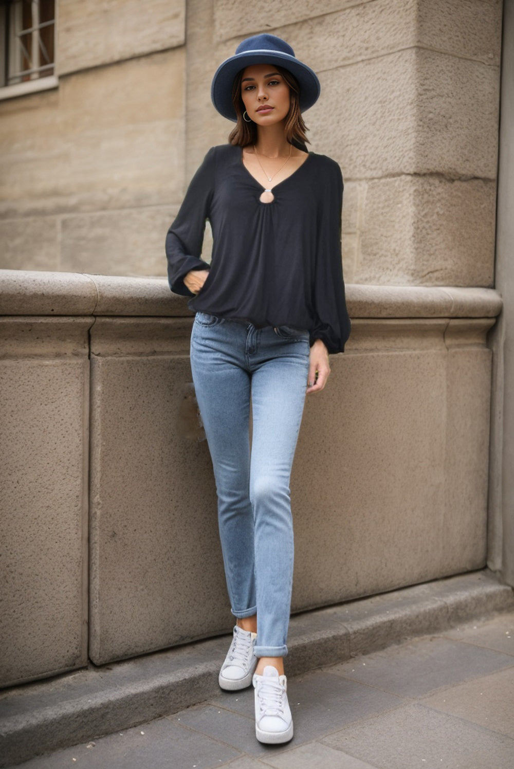 ANAIS LONG SLEEVE RING TOP (BLACK)-VT3353
