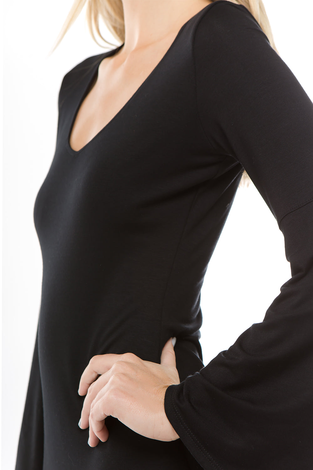 CROSELLA BELL SLEEVE DRESS (BLACK)-VD2416