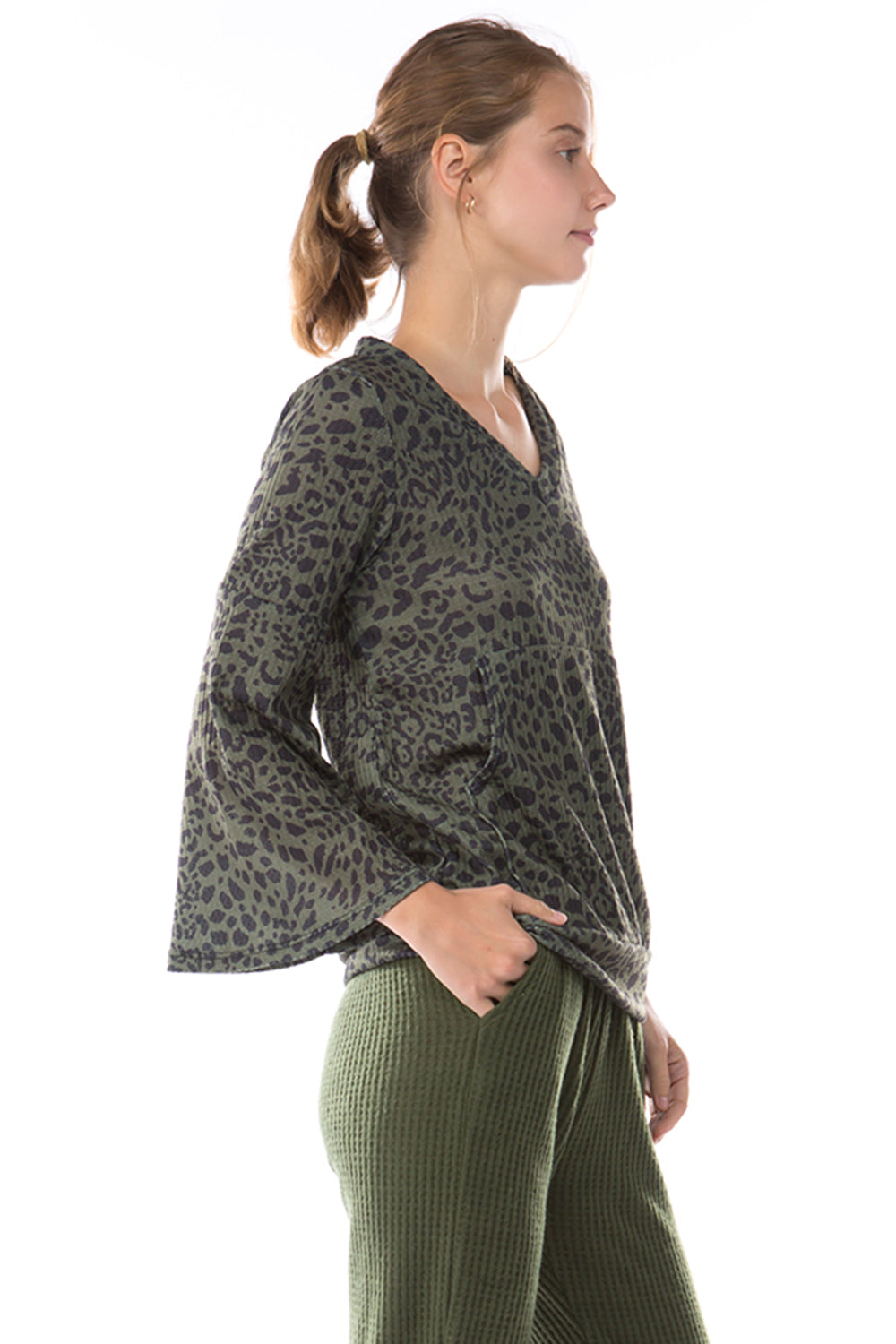 HATTIE BELL SLEEVE TOP (LEOPARD OLIVE)-VT2796