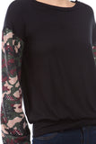 LAUREN SEQUINS CAMO SLEEVE TOP (BLACK / SEQUINS CAMO )- VT2876