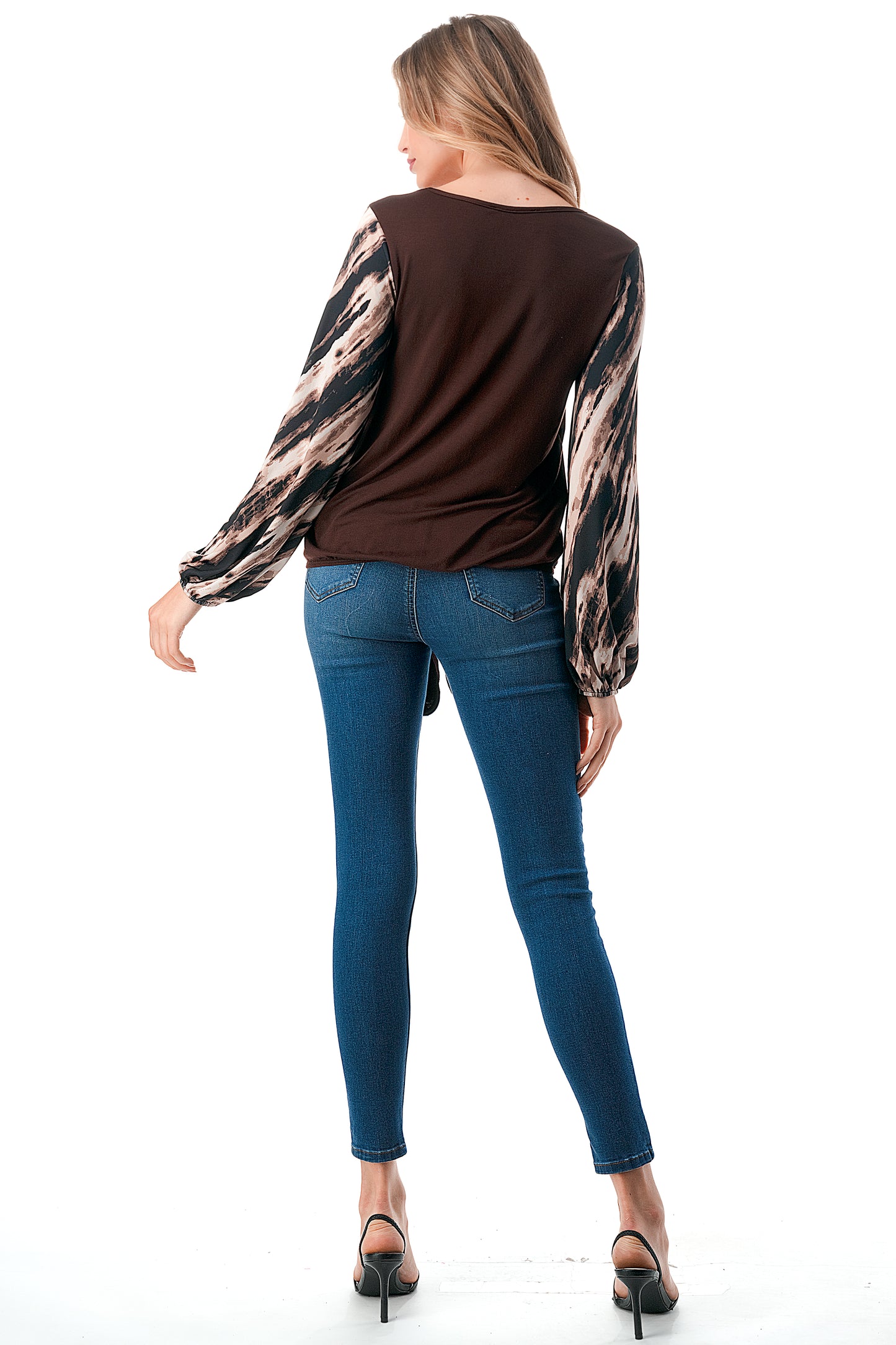 NORAH FRONT TIE V NECK TOP (BROWN/BROWN WATERCOLOR)- VT3023
