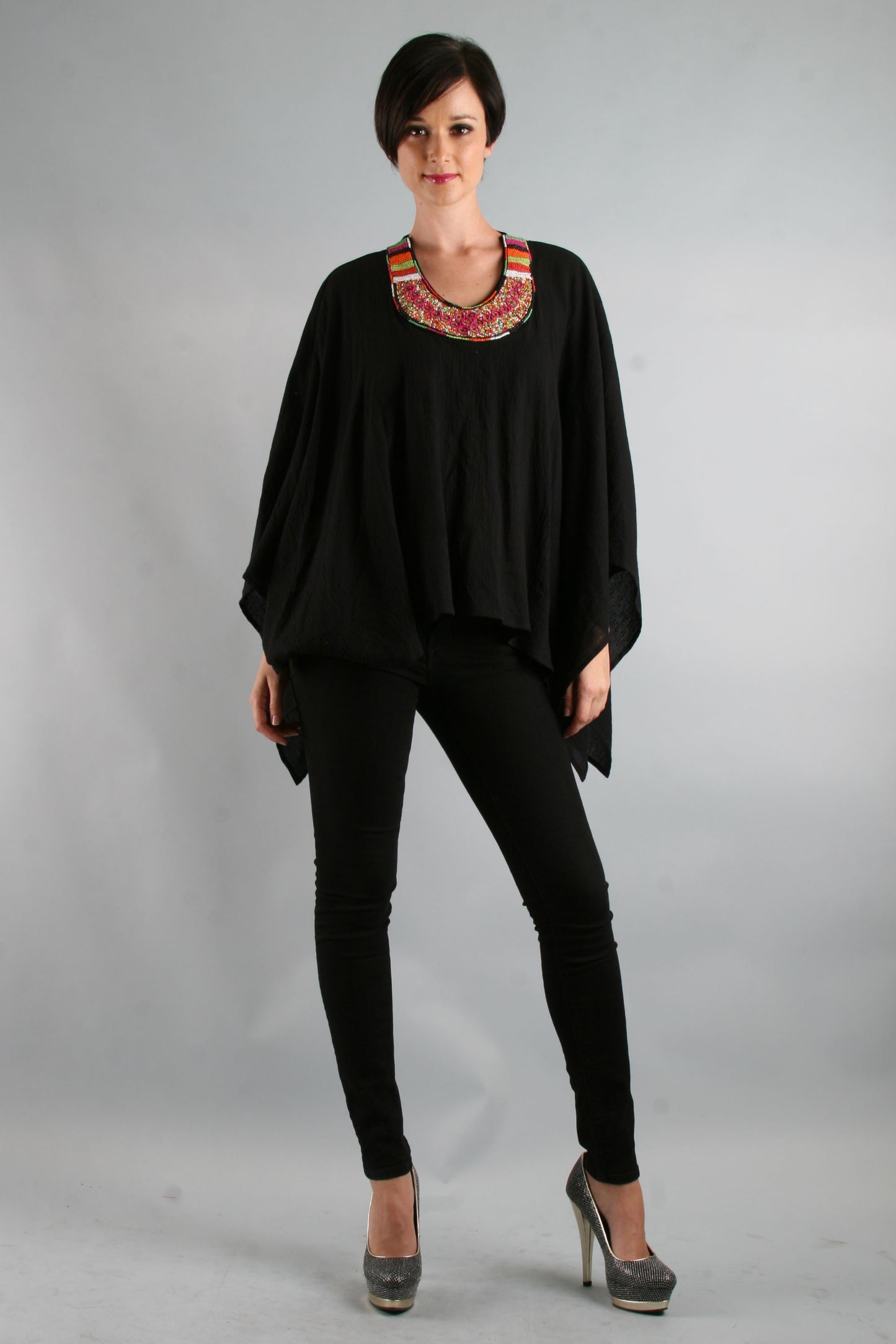 FIONA PONCHO TOP (BLACK)- VT7447